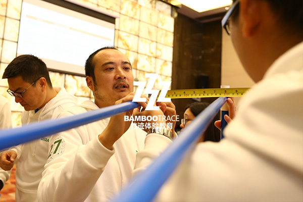 企業(yè)年會德凱德認證活動現(xiàn)場