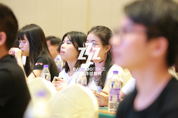 趣味水上活動策劃